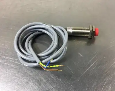 Used Pulsotronic ISSC 9954-1900 99541900 T18-A160 Proximity Sensors South Carolina US | Palmetto Automation #1295718