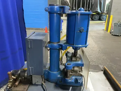 Used _UNKNOWN_ _UNKNOWN_ Clinching Machines Ohio US | HGR 24 #1521418