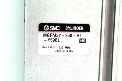 USED SMC MGPM32-250-HL-Y59BL