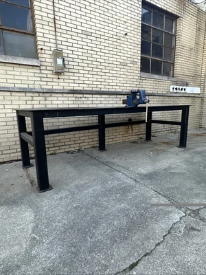 Used Unbranded _UNKNOWN_ Welding Tables Indiana US | J&J Industrial Supply #1259432