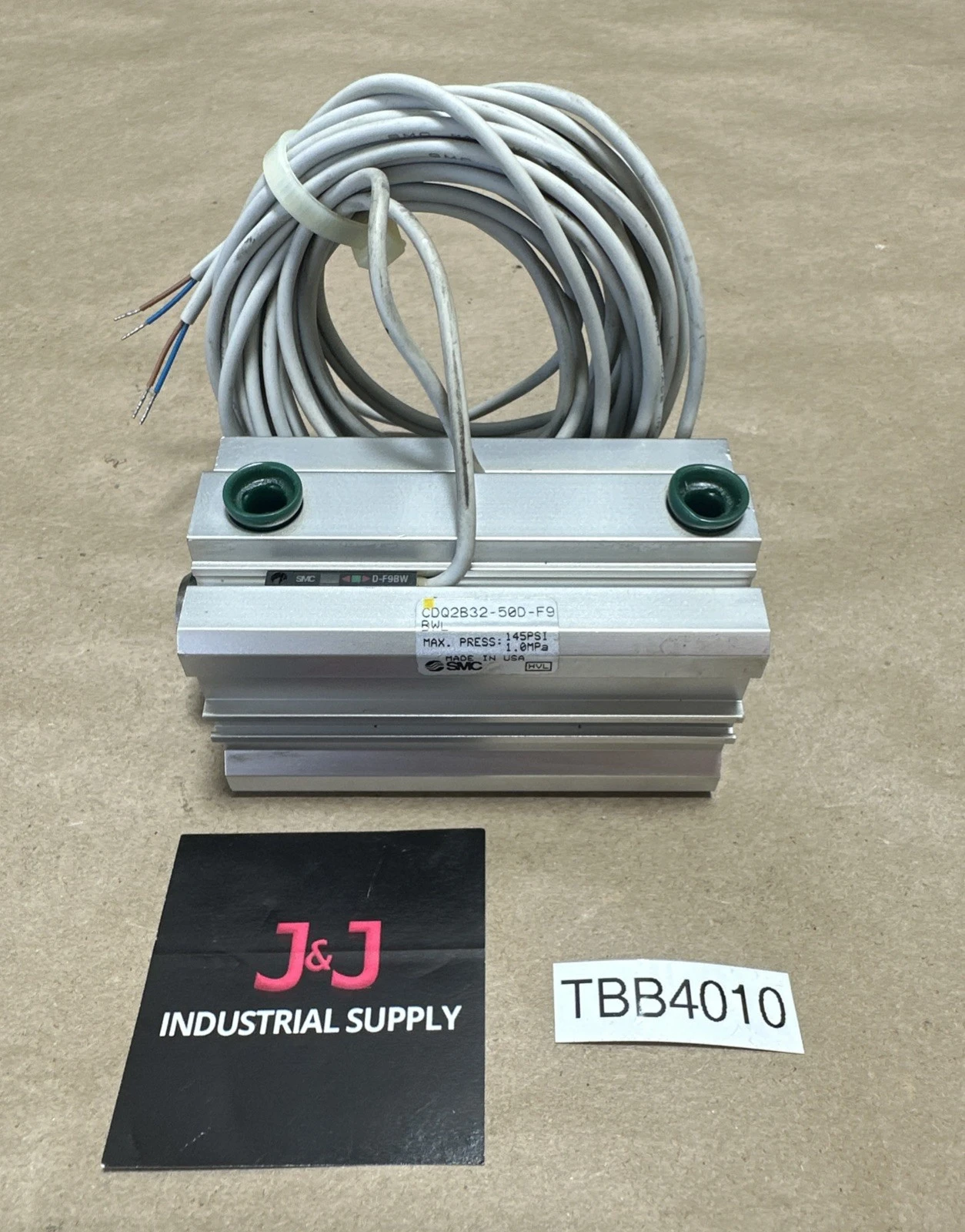 NEW SMC CDQ2B32-50D-F9BWL