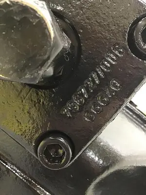 USED BRUENINGHAUS HYDROMATIK PAA4VSO 180 DRG/30R-PSD63K07-S1360