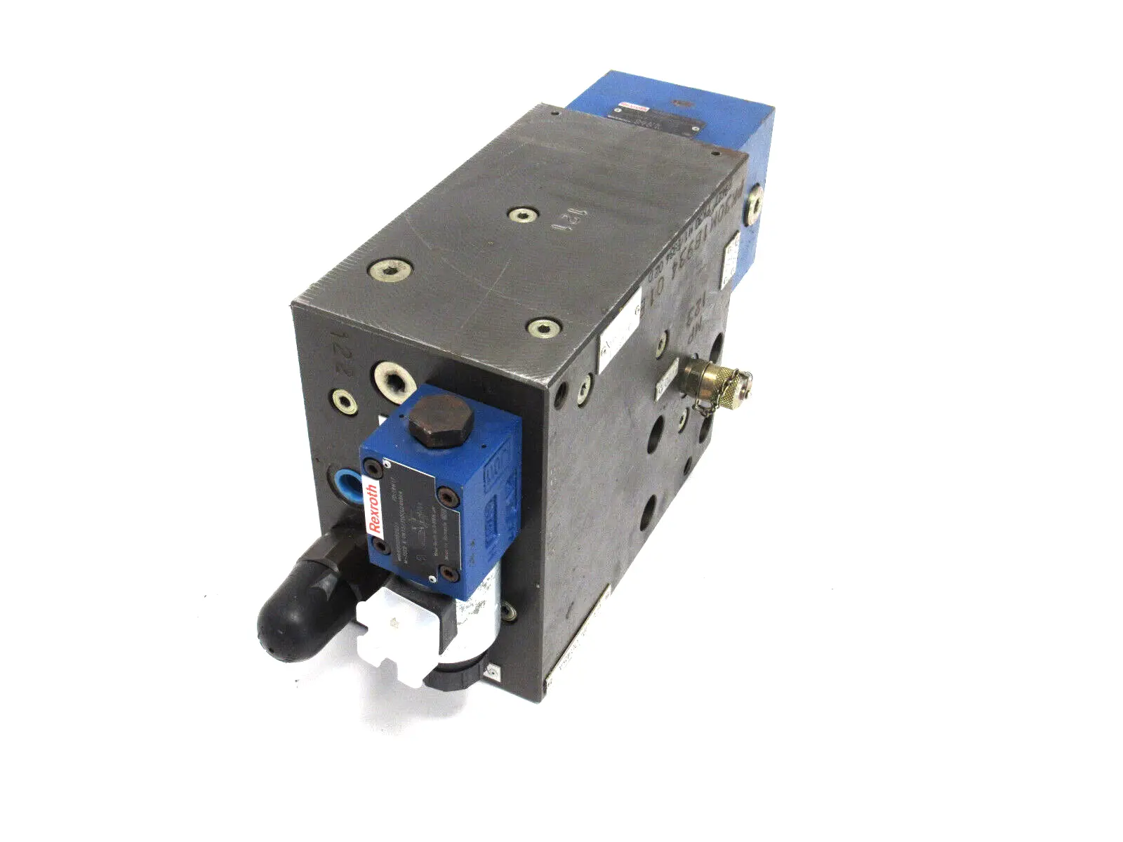 USED REXROTH R900704045 VALVE BLOCK LFA32E-71/CA20DQMG24F R90052621