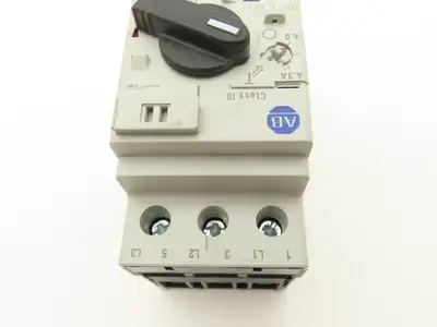 Allen Bradley 140M-C2E-B63 Circuit Breaker Motor Protection 4-6.3A Lot of 4
