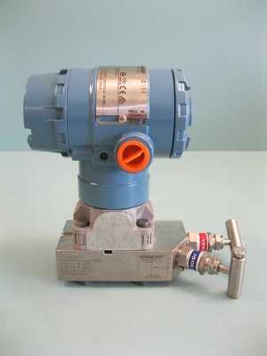 NEW Rosemount 2051CG2A02A1AS5E5M5Q4