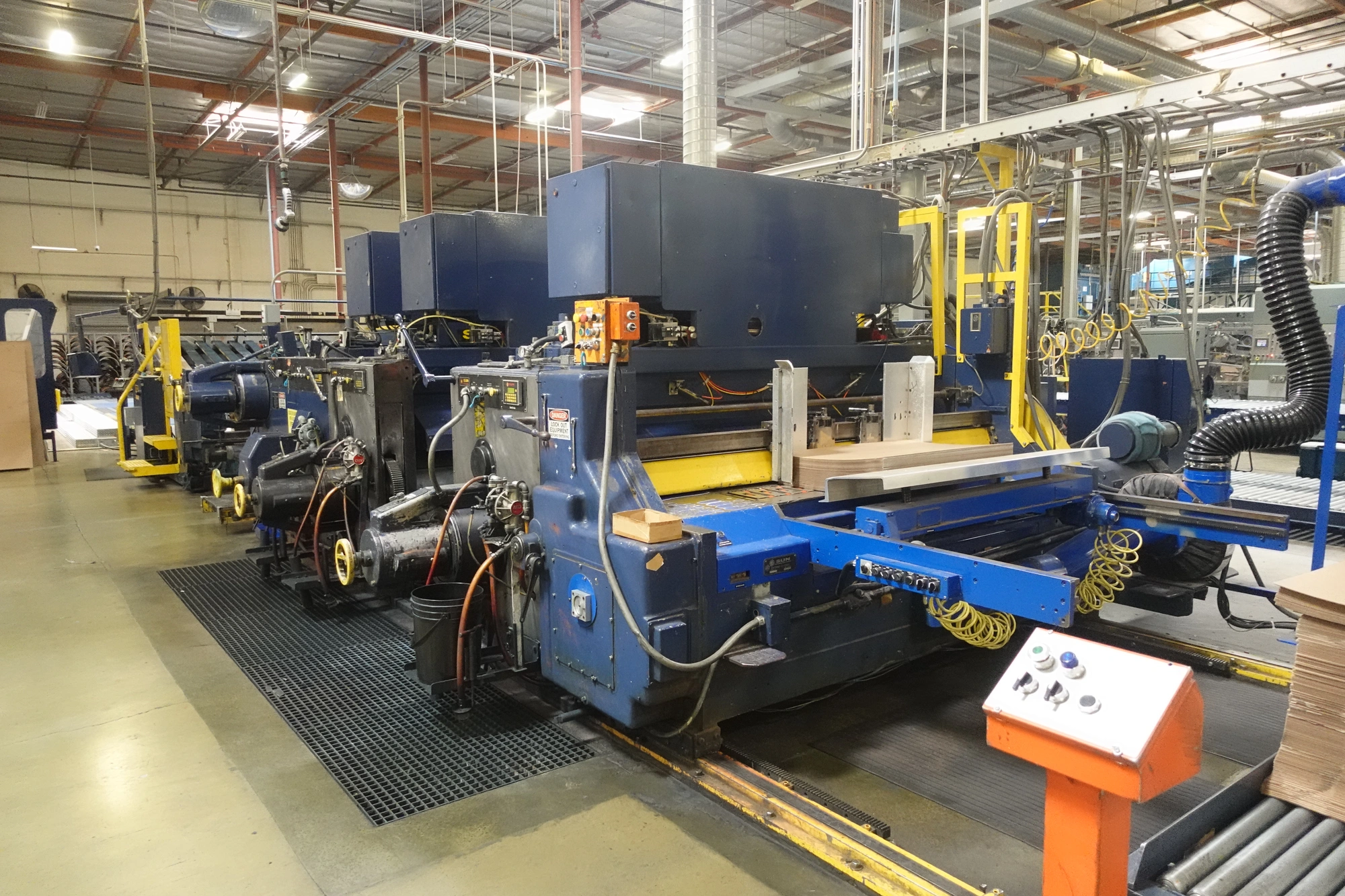 Used _UNKNOWN_ _UNKNOWN_ Die Cutters California US | Capital Recovery Group #1546014