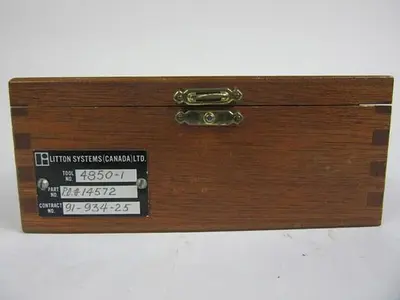 Mitutoyo Dial Indicator with box