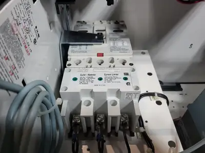 Used EATON SVX004A1-5A4N1 Switchgears British Columbia CA | Lenmark #240309