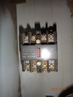Allen Bradley Size 4 MCC Bucket Centerline 2100 No door Catalog: