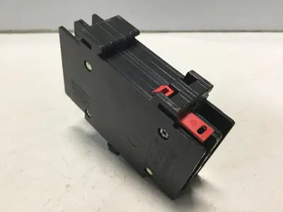USED CUTLER HAMMER QCR2035