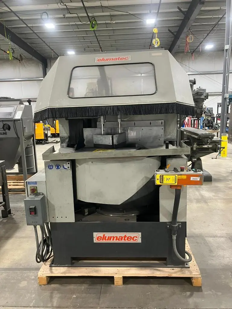 Used 2004 _UNKNOWN_ _UNKNOWN_ Miter Saws Minnesota US | Myron Bowling Auctioneers Inc #1541930