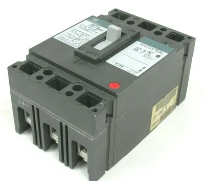 NEW GENERAL ELECTRIC TEB132090 CIRCUIT BREAKER