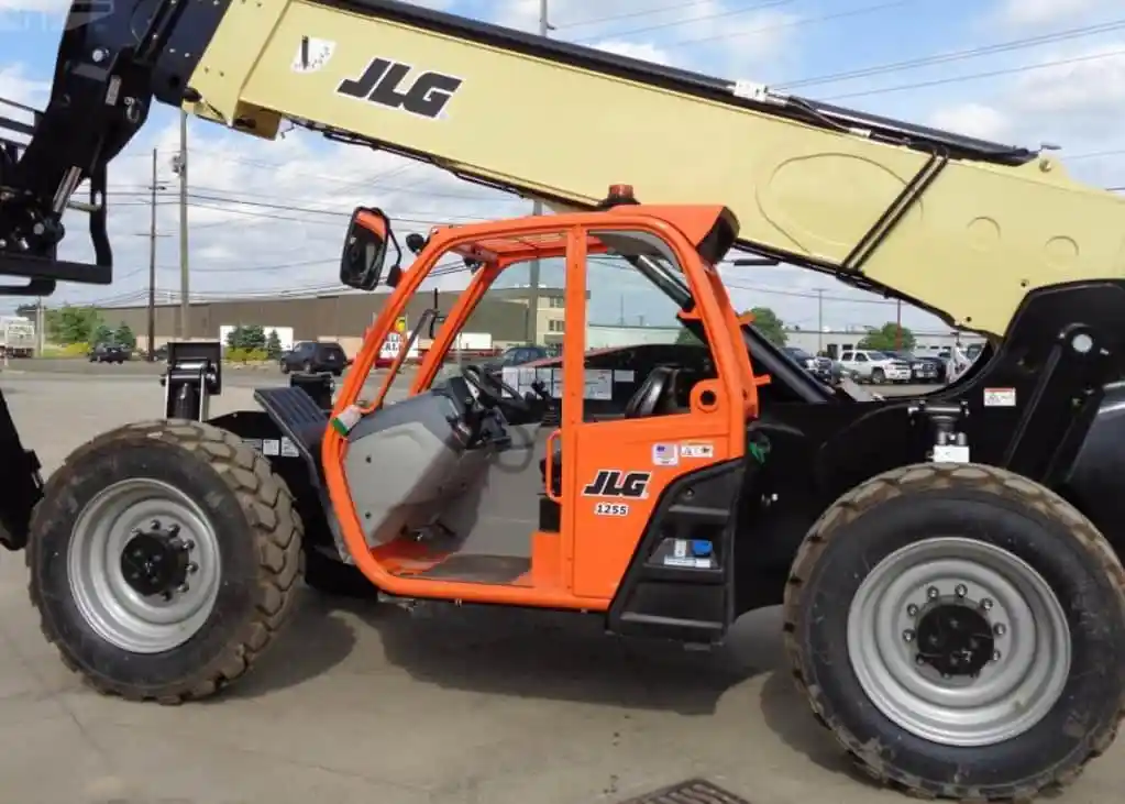NEW 2026 JLG 1255