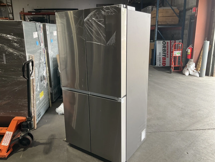 Used SAMSUNG RF23B7671SR Refrigerators Michigan US | Miedema Asset Management Group #1320872