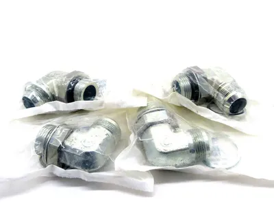 NEW LOT OF 4 PARKER 16-C4OM-XS FLUID CONNECTORS 16C4OMXS