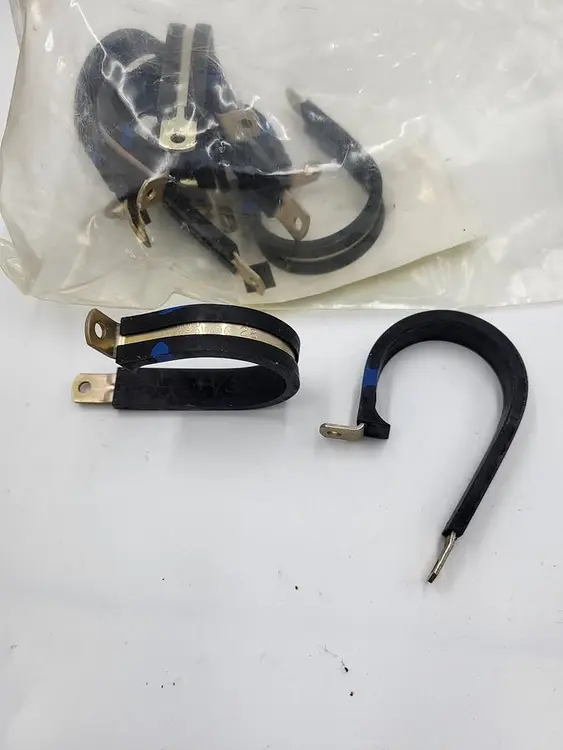 New | in-Stock UMPCO UMPCO WDG 32 SNUG-FIT VIBRATION-DAMPING LOOP CLAMP, ALUMINUM WITH NEOPRENE CUSHION, 1-3/4" ID *NEW* Valves/Fittings | ND Industrial Surplus #1211437