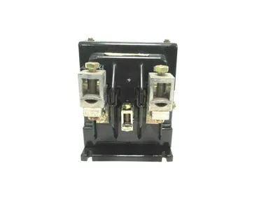 NEW JOSLYN CLARK 5DP9-9009-11 CONTACTOR 120V COIL 320A 3 POLE 5DP9900911