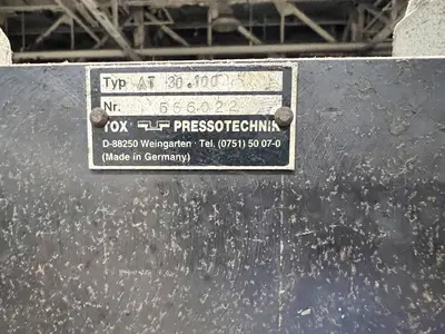 5 Ton Custom Press • Used Custom AT 30 100 Press