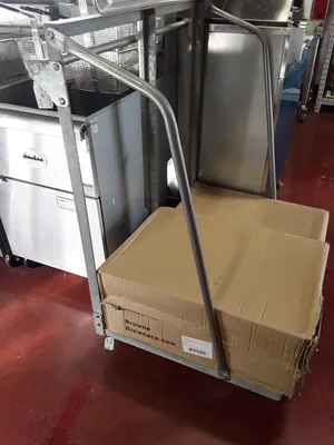 Heavy-Duty Double Stack Bun Pan Truck