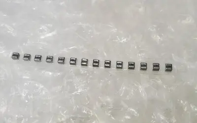 NEW COILCRAFT XEL4030-332MEB