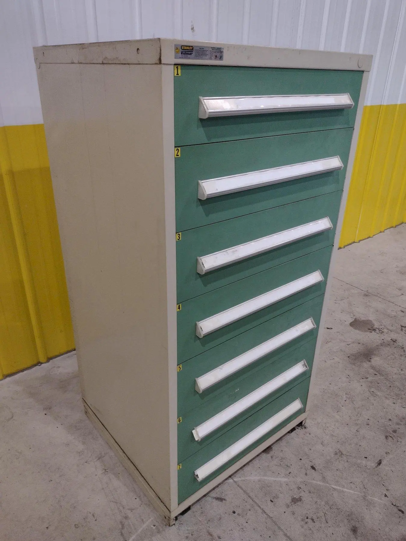 7 DRAWER VIDMAR INDUSTRIAL STORAGE CABINET 30" X 27.5" X 59": STOCK  #21502 (24 AVAILABLE)