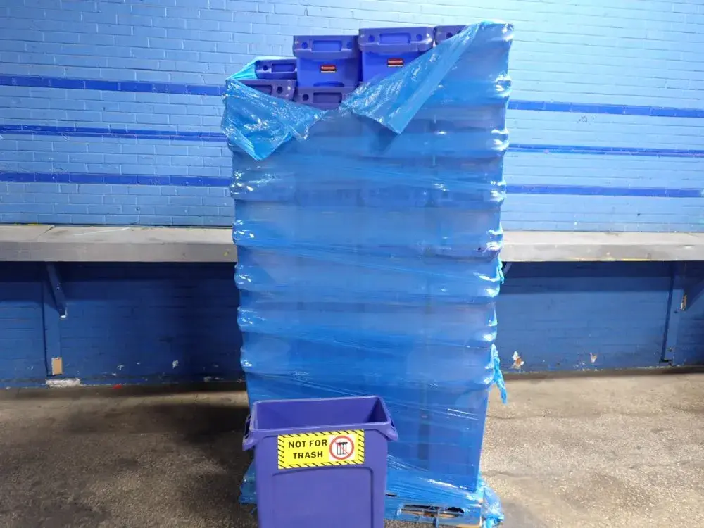 Rubbermaid 18 1/2" X 9" X 24" Plastic Recycle Bins