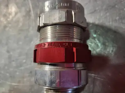 NEW T&B FITTINGS STX100-468