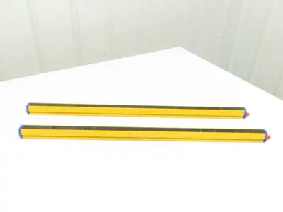 Datalogic Light Curtain Sender Receiver Set 30mm Res. 20M Range 49 Beam 750mm
