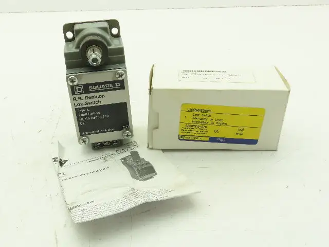 Square D L300WNS2M26 Limit Switch 600V 12A Type L 1/2" NPT Connection Type