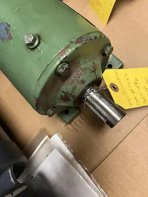 USED SEW-EURODRIVE SEW EURODRIVE R40DT71K4