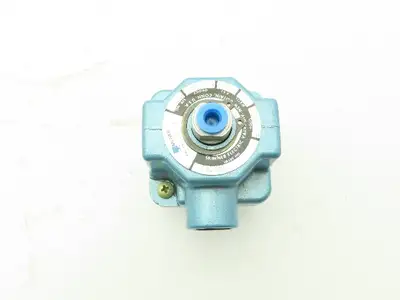 Honeywell Skinner A3LX31 Solenoid Valve 3-Way NC 120V 125 PSI 1/4" NPT -No Coil