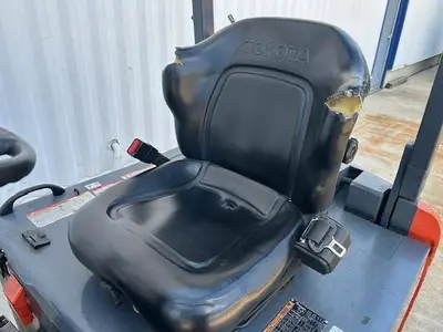 Used TOYOTA 8FBCU25 Misc Forklifts Illinois US | Somerset Equipment Sales #1542956