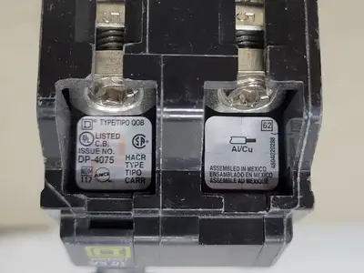 USED SQUARE D QOB240