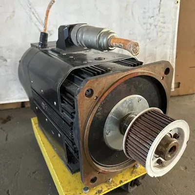 Rexroth R911309450 Servo Induction Motor MAD130B-0100-SA-S0-BQ0-35-V1 #HP106