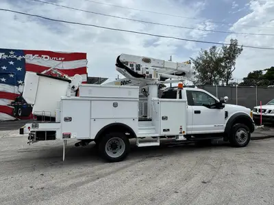 Used 2017 ALTEC AT41M Bucket (boom) trucks Florida US | Truck and Van Outlet #1509184