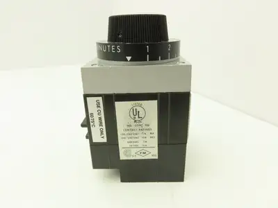 Agastat 7022SF Time Delay Relay 10 Amp Programable 1-10 Minutes 250VDC
