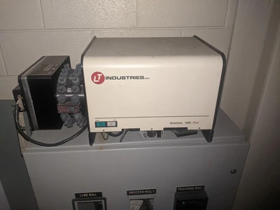 LT Industries Quantum 1200 Plus Spectroscope w/ Multiplexer