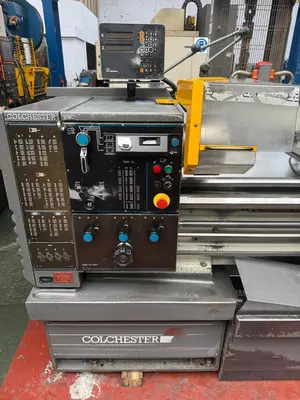 Colchester Triumph VS2500 50″