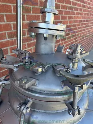USED LETSCH 260 LITER JACKETED STAINLESS STEEL REACTOR W/ 3/4 HP BOTTOM MIXER