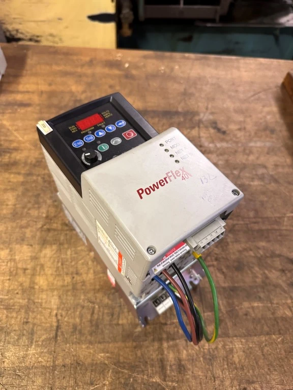 ALLEN BRADLEY POWERFLEX40 1HP VARIABLE SPEED