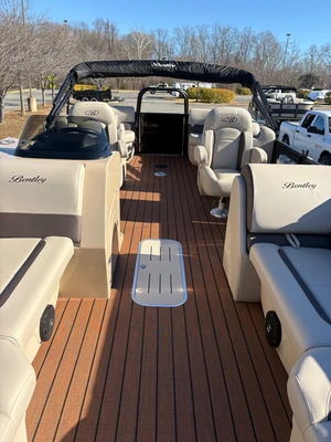 New | in-Stock 2026 BENTLEY PONTOONS 223 LEGACY NAVIGATOR Boats (Misc) Virginia US | Affordable Outdoors #1638042