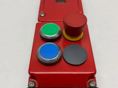 USED FORTRESS INTERLOCKS DOOR INTERLOCK SAFETY DEVICE
