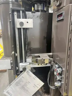 USED 1990 STANDARD STANDARD AP 300-32565 PRESS