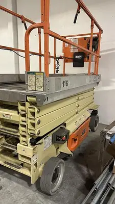 2013 JLG 3246 SCISSOR LIFT