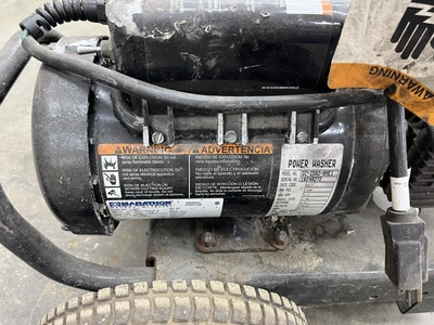 Used MI-T-M 1500 PSI POWER WASHER GC-1502-0ME1 Pressure Washers Michigan US | Miedema Asset Management Group #1483304