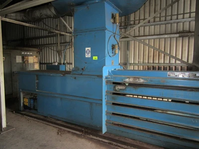 Balemaster 372A-APFUM2X9291 baler