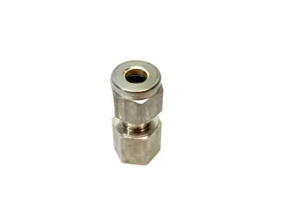 SS-6M0-7-2 | Swagelok  Stainless Steel Tube Fitting 6 mm Tube OD x 1/8" Female NPT - New – Open box