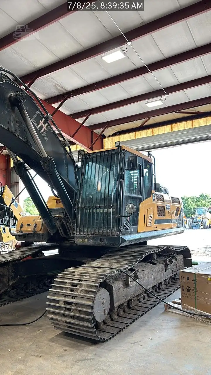 Used 2023 HYUNDAI HX350AL Crawler Excavators Florida US | National Equipment Dealers #1422366