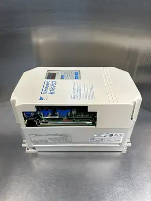 YASKAWA 676VG3 - CIMR-VGU40P7 frequency converter operation. (Bin 1.1.3)