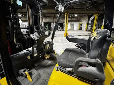 Used YALE GLC155 Liquid Propane Forklifts Pennsylvania US | Global Equipment International, LLC #1174951